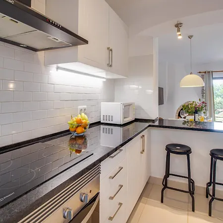 Апартаменты Relaxing 2bd 500m W Ac Wifi Pool Албуфейра